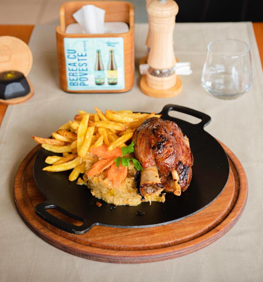 Restaurant Pensiune Bucovina Кымпулунг-Молдовенеск Экстерьер фото